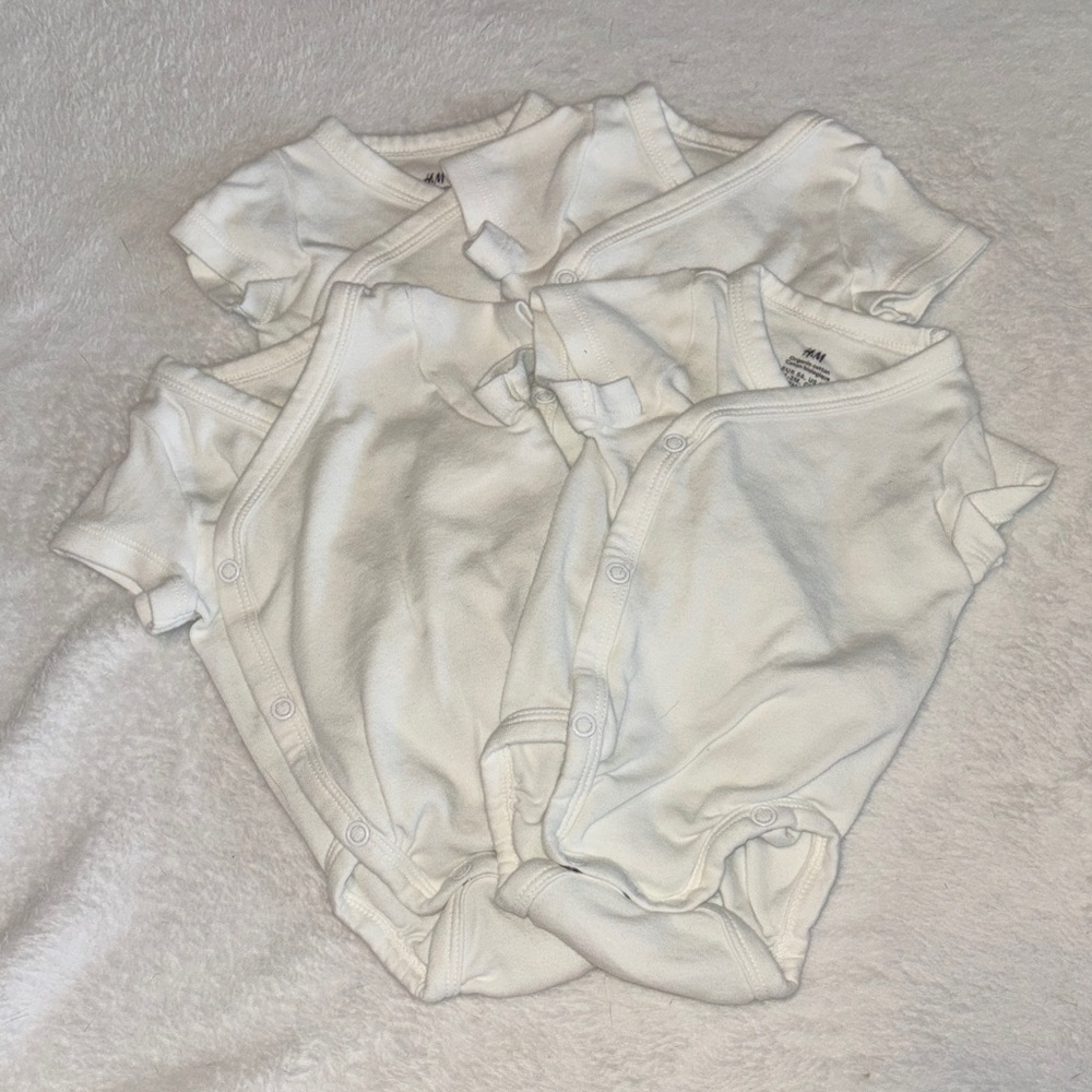 Matching H&M White Baby Onesie Set newborn bag basics